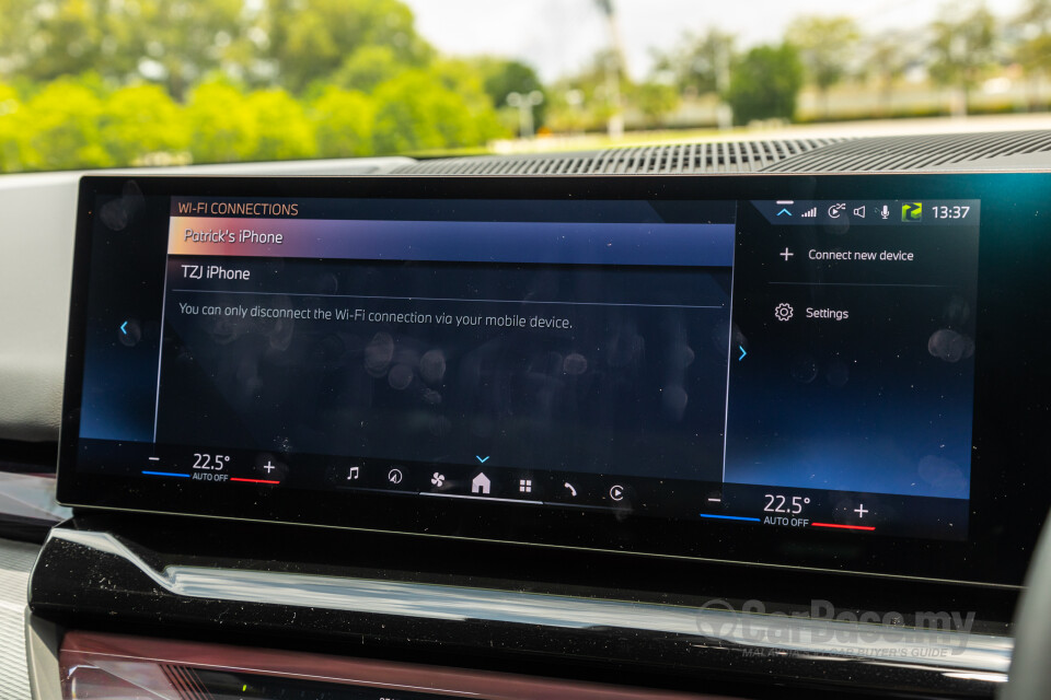 BMW i5 G60 (2023) Interior