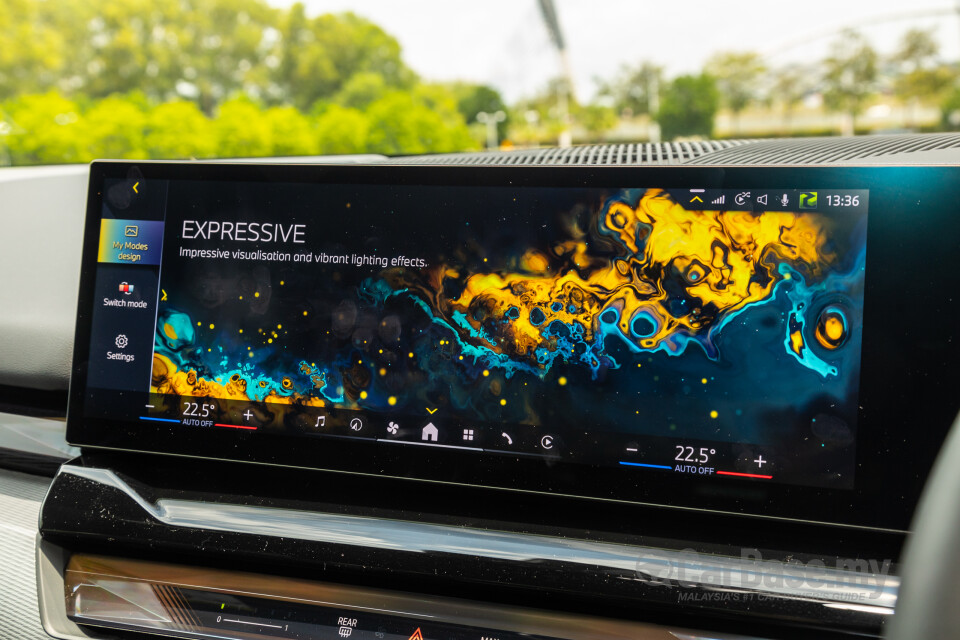 BMW i5 G60 (2023) Interior