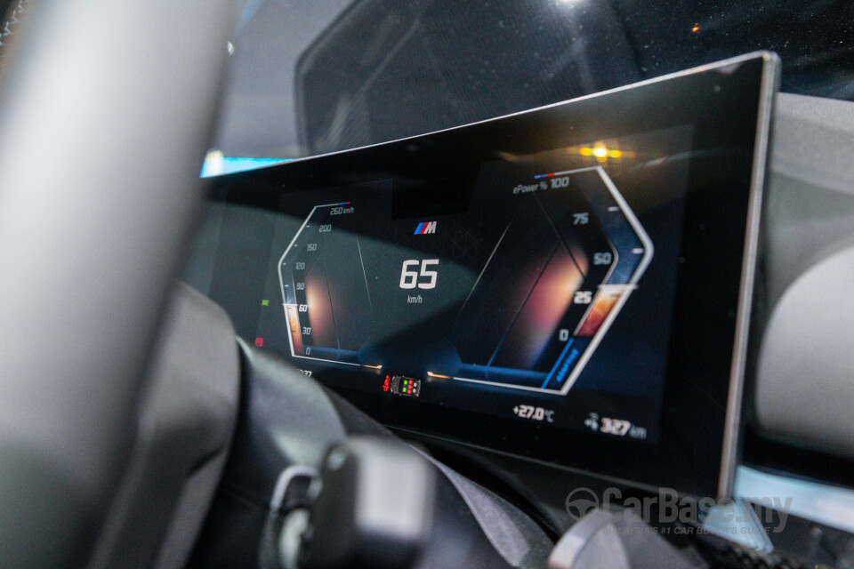 BMW i5 G60 (2023) Interior