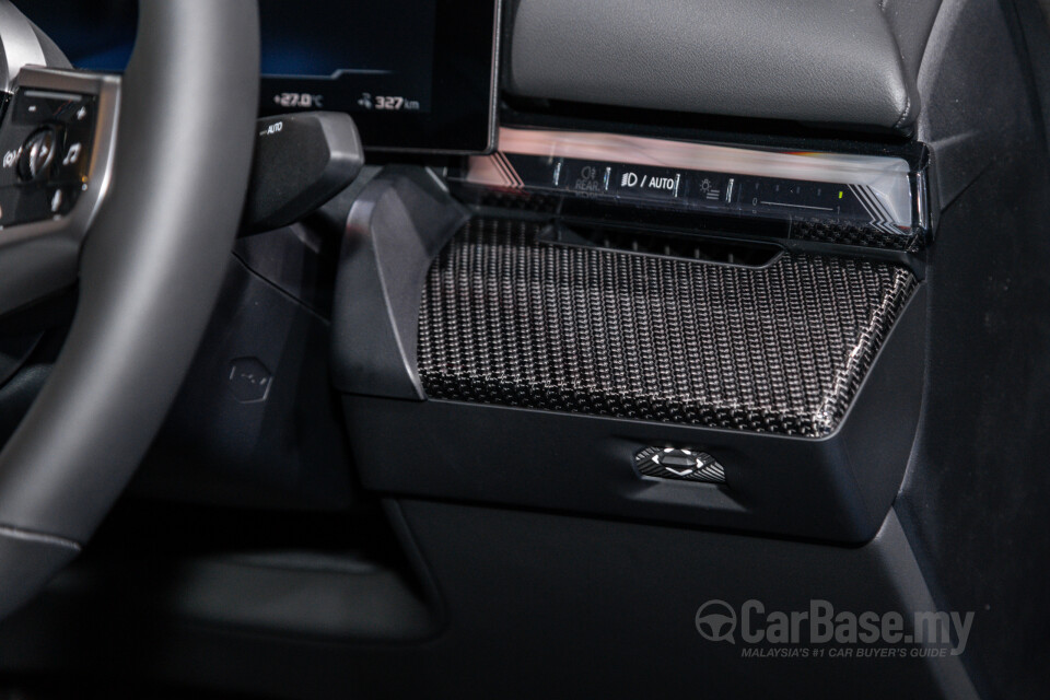 BMW i5 G60 (2023) Interior