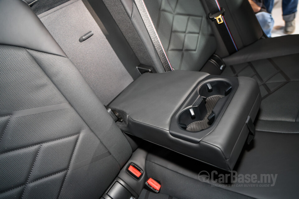 BMW i5 G60 (2023) Interior