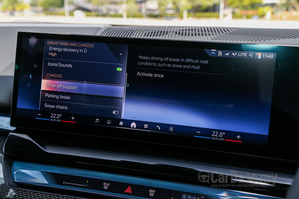 BMW i5 G60 (2023) Interior