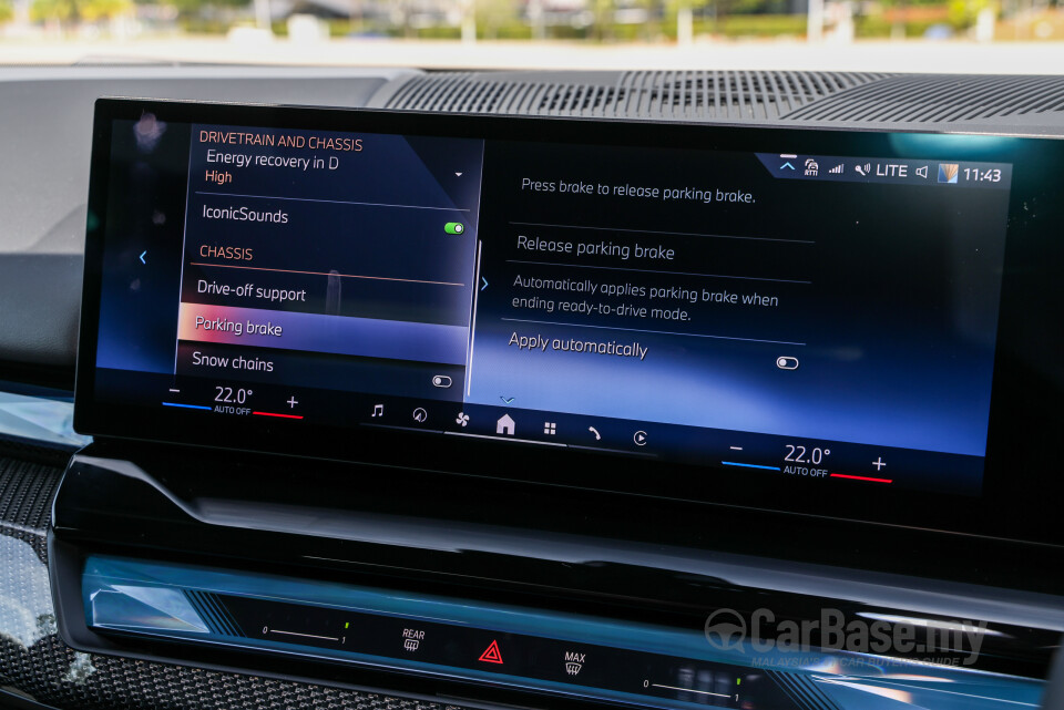BMW i5 G60 (2023) Interior
