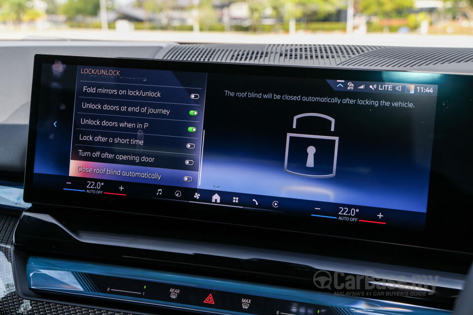 BMW i5 G60 (2023) Interior