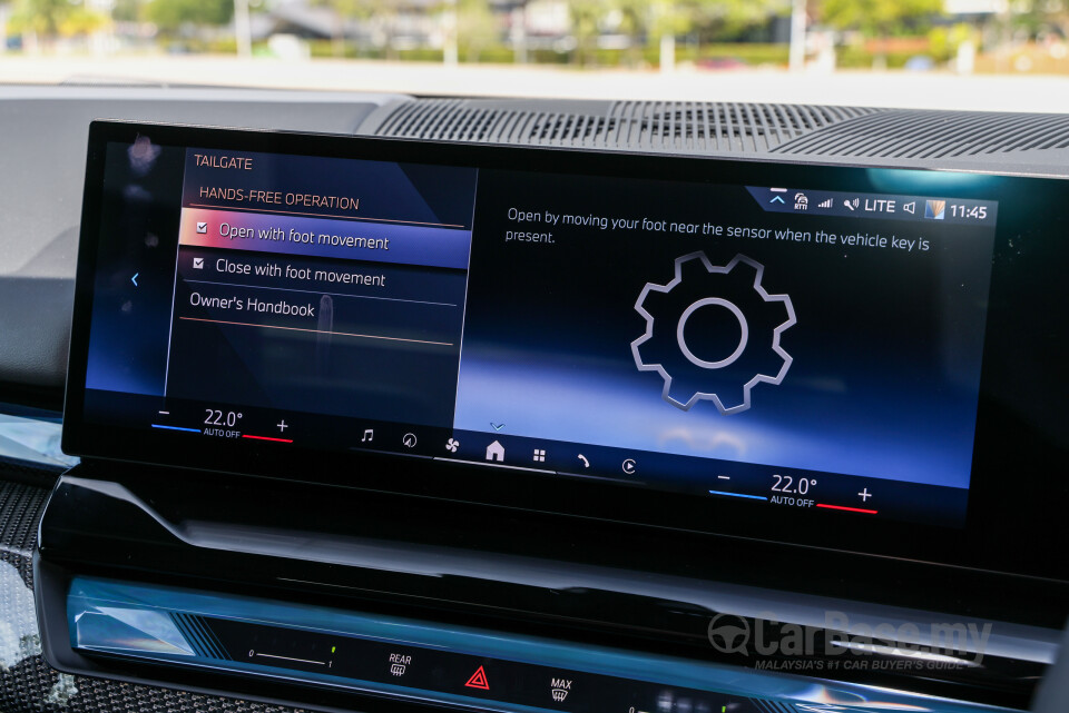 BMW i5 G60 (2023) Interior