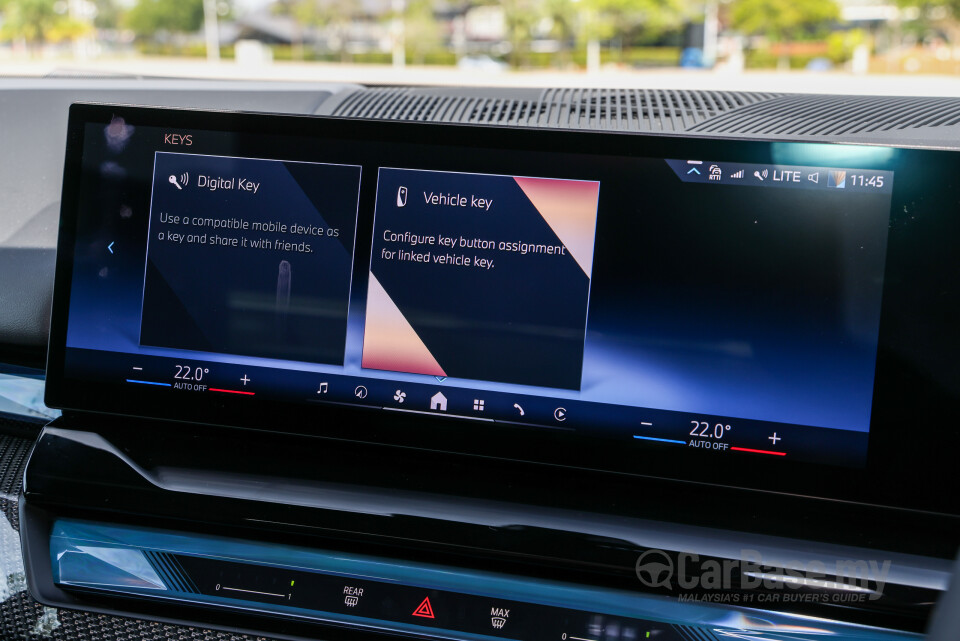 BMW i5 G60 (2023) Interior
