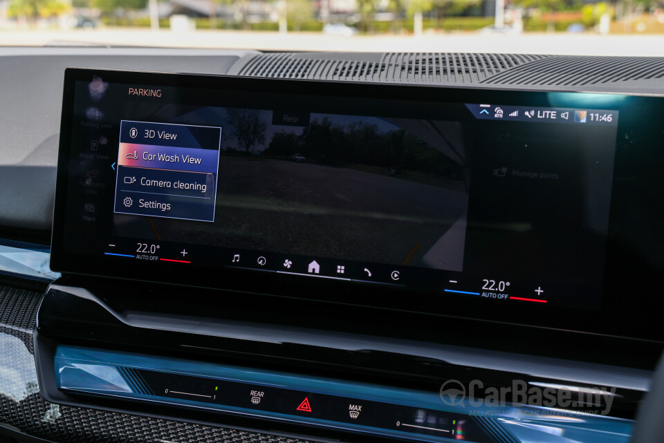BMW i5 G60 (2023) Interior