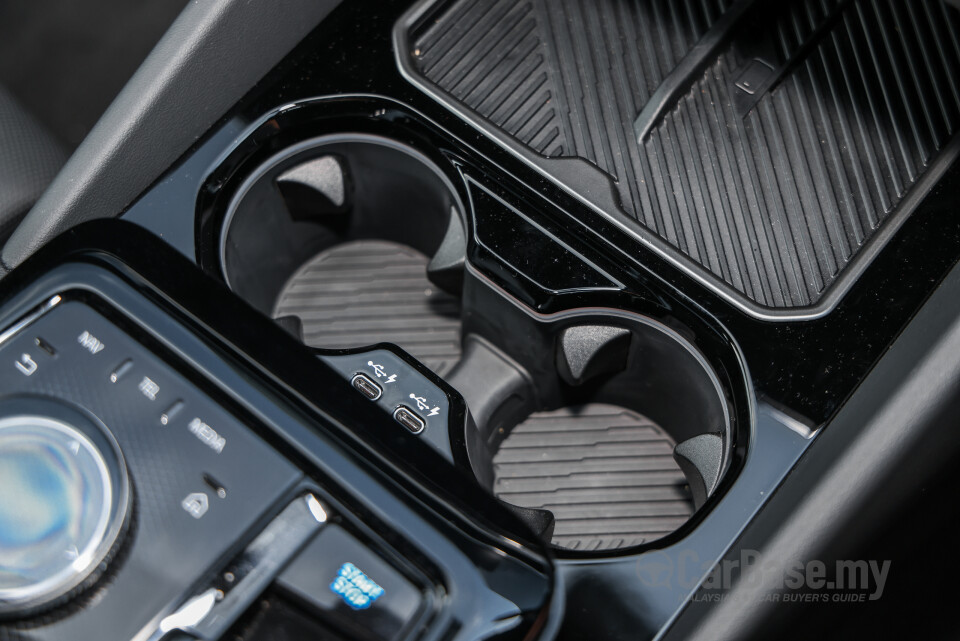 BMW i5 G60 (2023) Interior