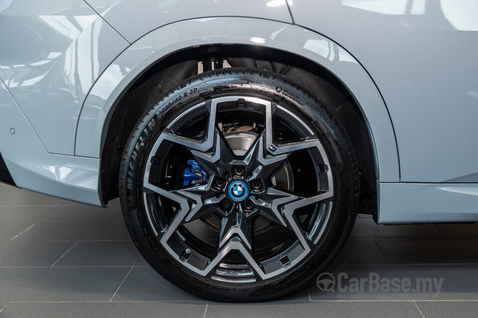 BMW iX2 U10 (2024) Exterior