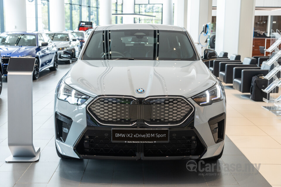 BMW iX2 U10 (2024) Exterior