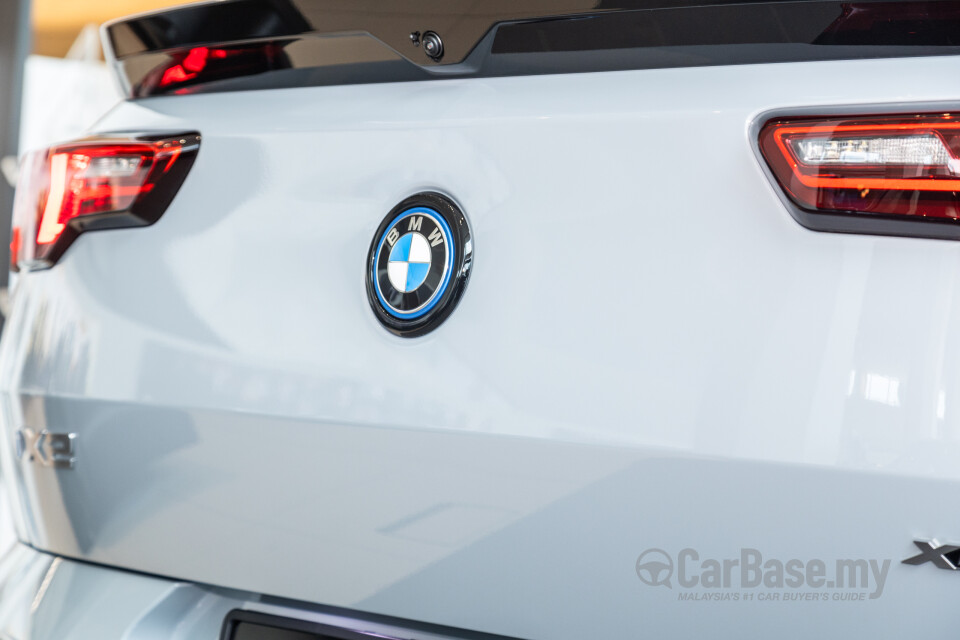 BMW iX2 U10 (2024) Exterior