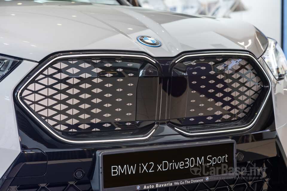 BMW iX2 U10 (2024) Exterior