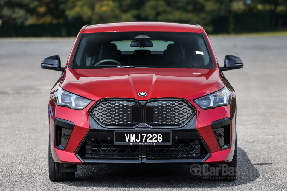BMW iX2 U10 (2024) Exterior