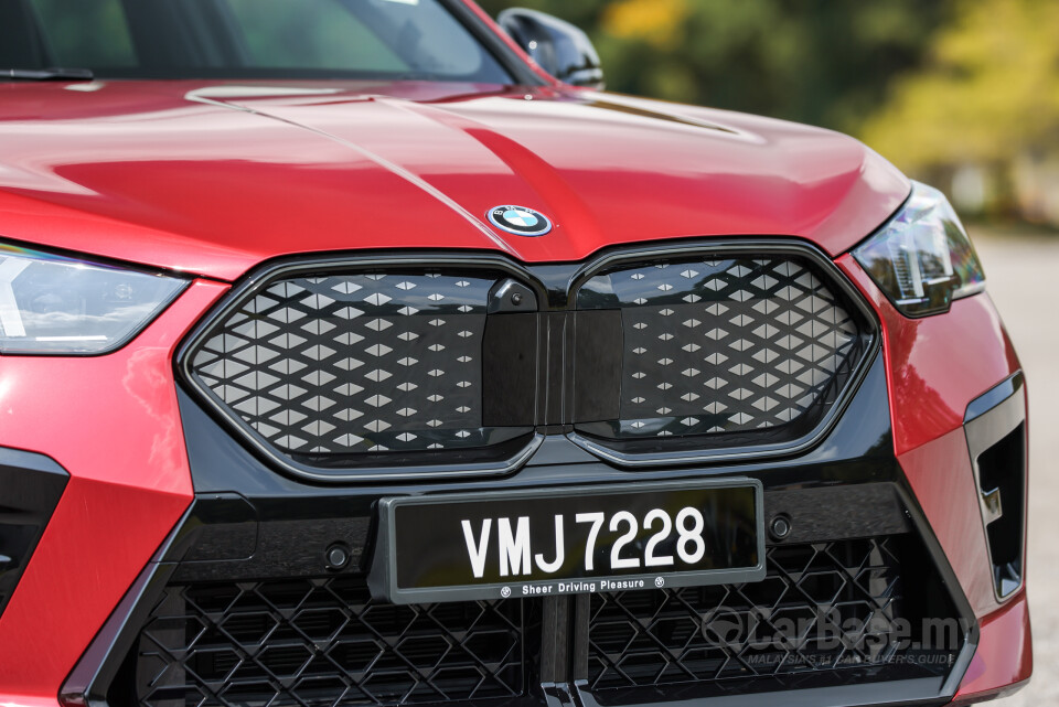BMW iX2 U10 (2024) Exterior