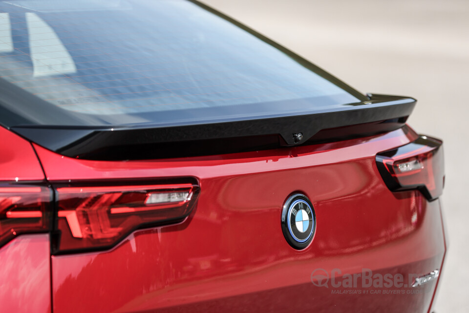 BMW iX2 U10 (2024) Exterior
