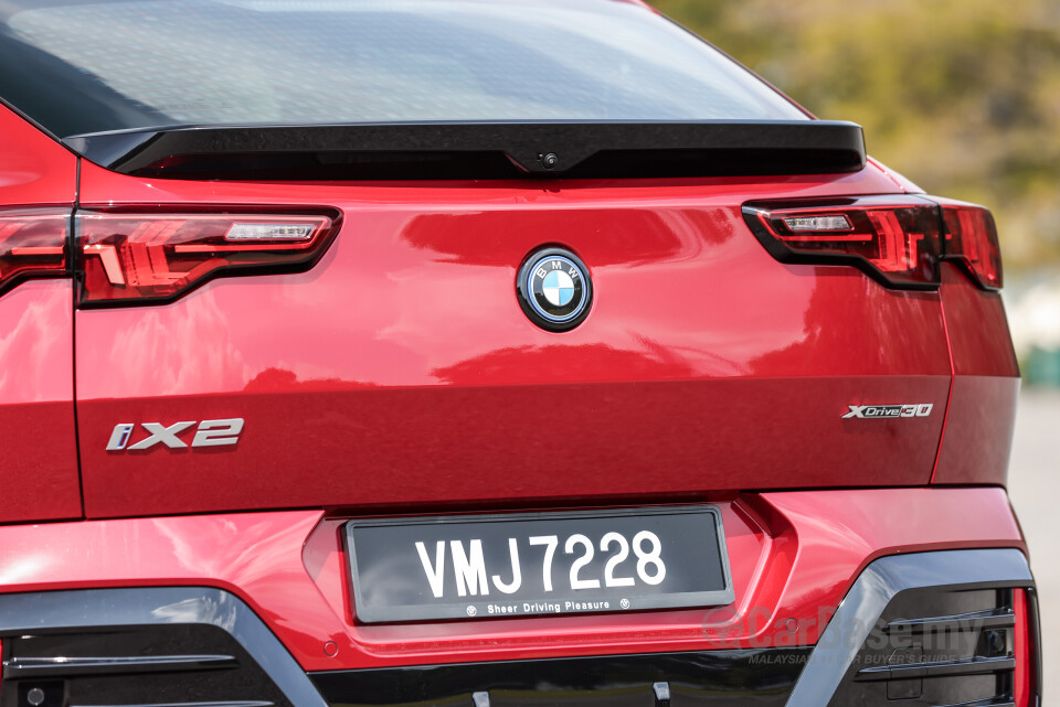 BMW iX2 U10 (2024) Exterior