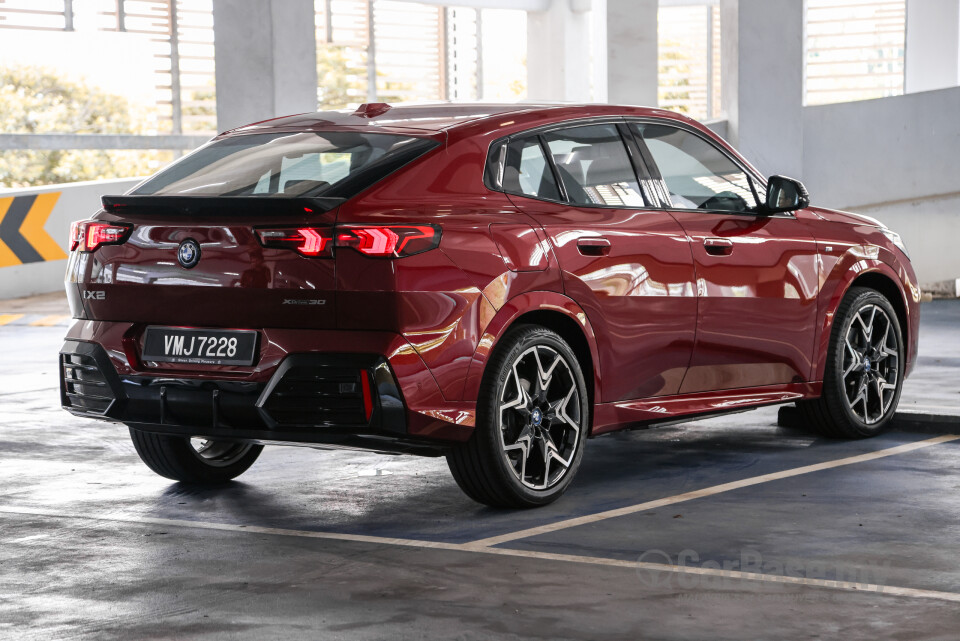 BMW iX2 U10 (2024) Exterior