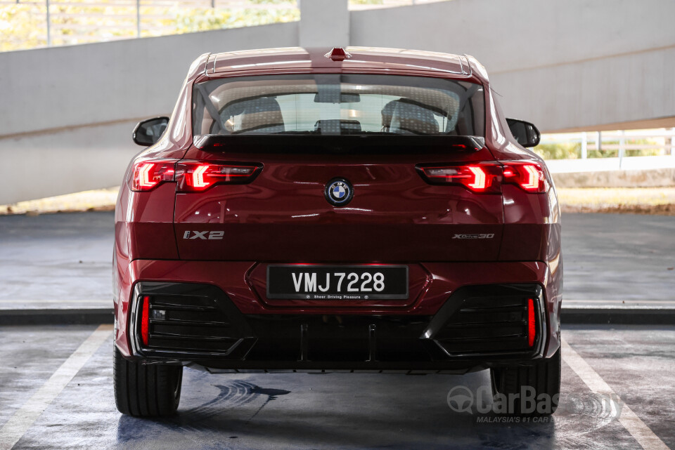 BMW iX2 U10 (2024) Exterior
