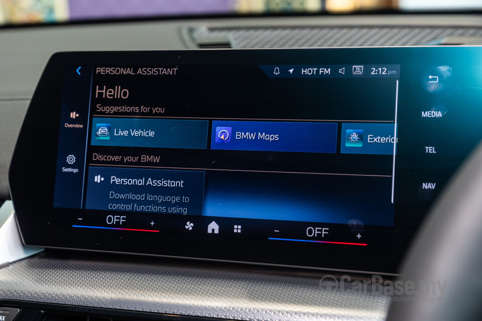 BMW iX2 U10 (2024) Interior