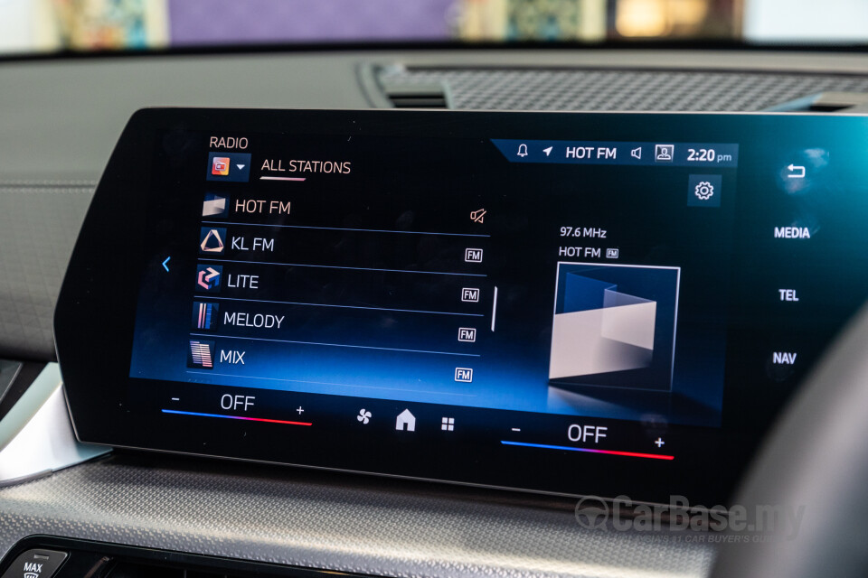 BMW iX2 U10 (2024) Interior