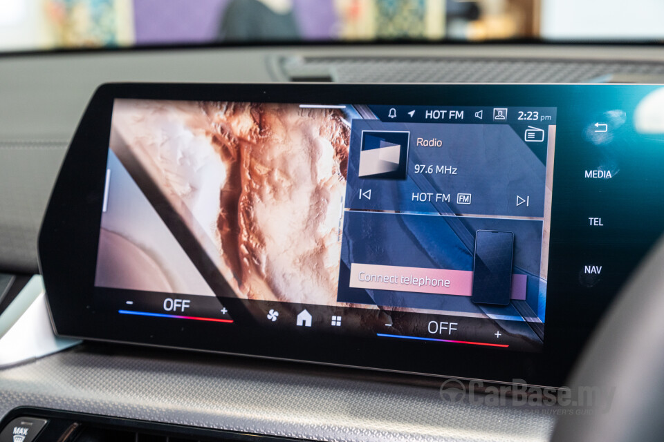 BMW iX2 U10 (2024) Interior