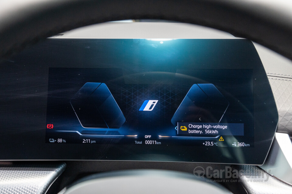BMW iX2 U10 (2024) Interior