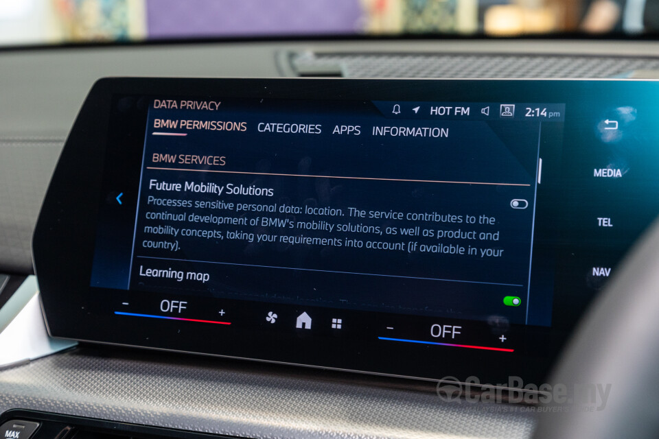 BMW iX2 U10 (2024) Interior