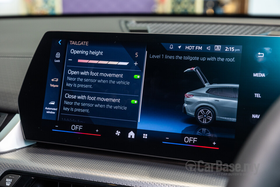 BMW iX2 U10 (2024) Interior