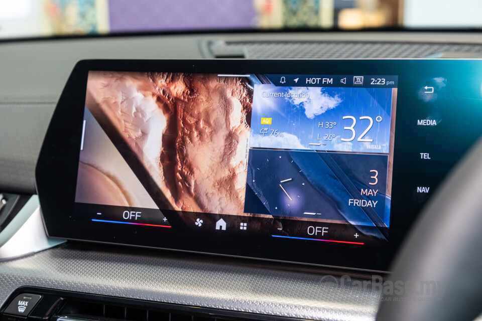BMW iX2 U10 (2024) Interior