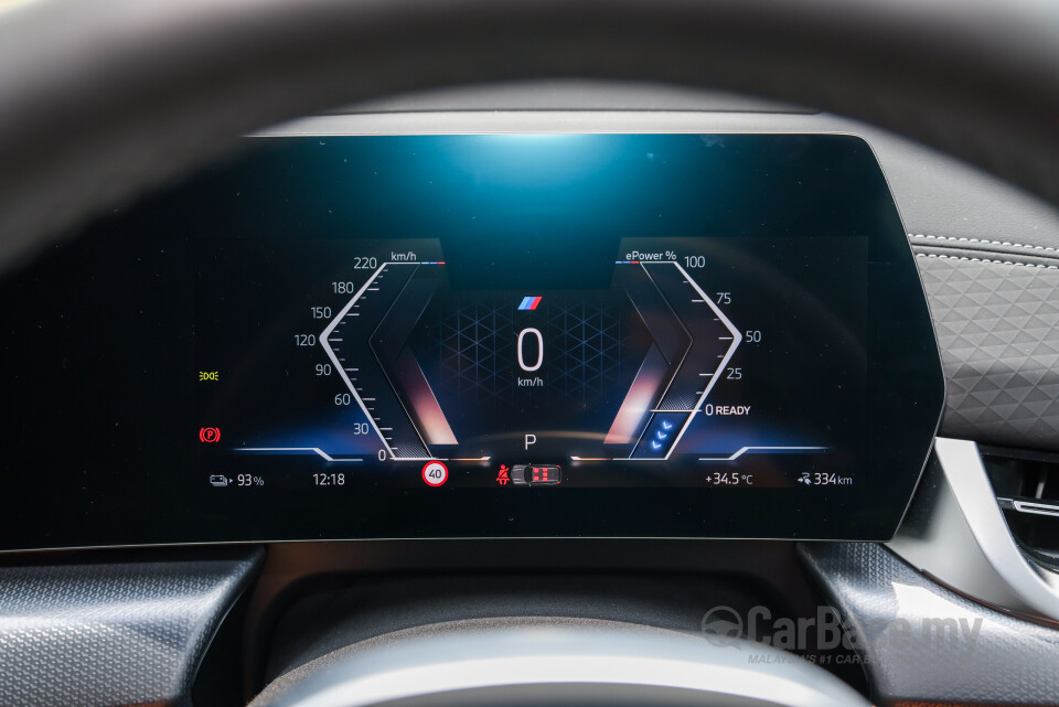 BMW iX2 U10 (2024) Interior
