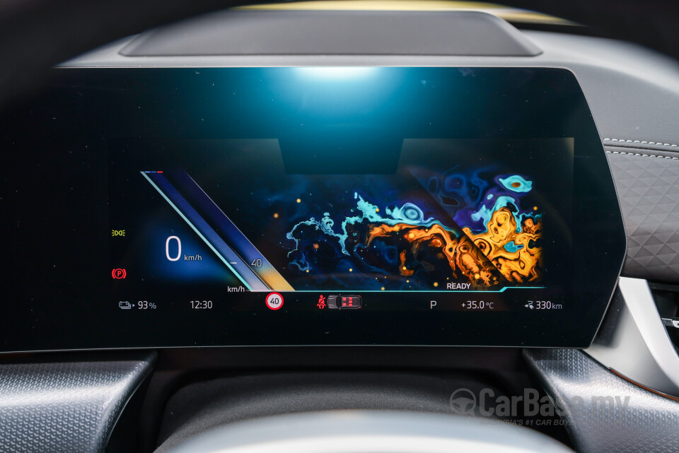 BMW iX2 U10 (2024) Interior