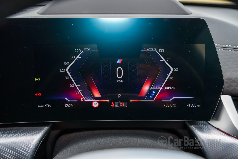 BMW iX2 U10 (2024) Interior