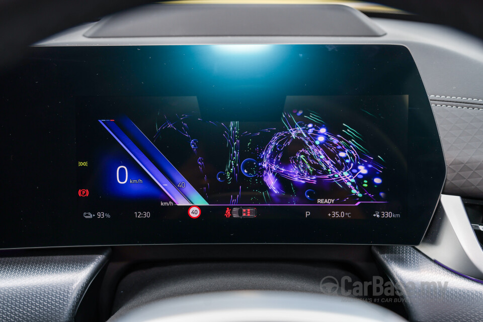 BMW iX2 U10 (2024) Interior