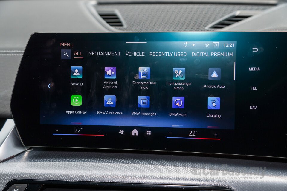 BMW iX2 U10 (2024) Interior