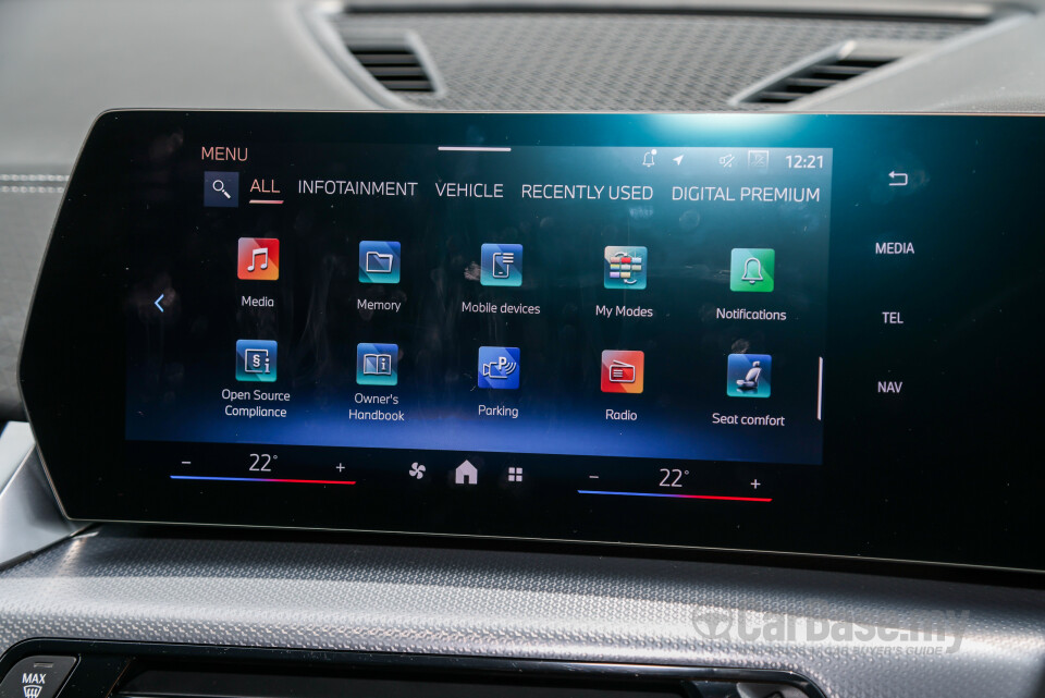 BMW iX2 U10 (2024) Interior
