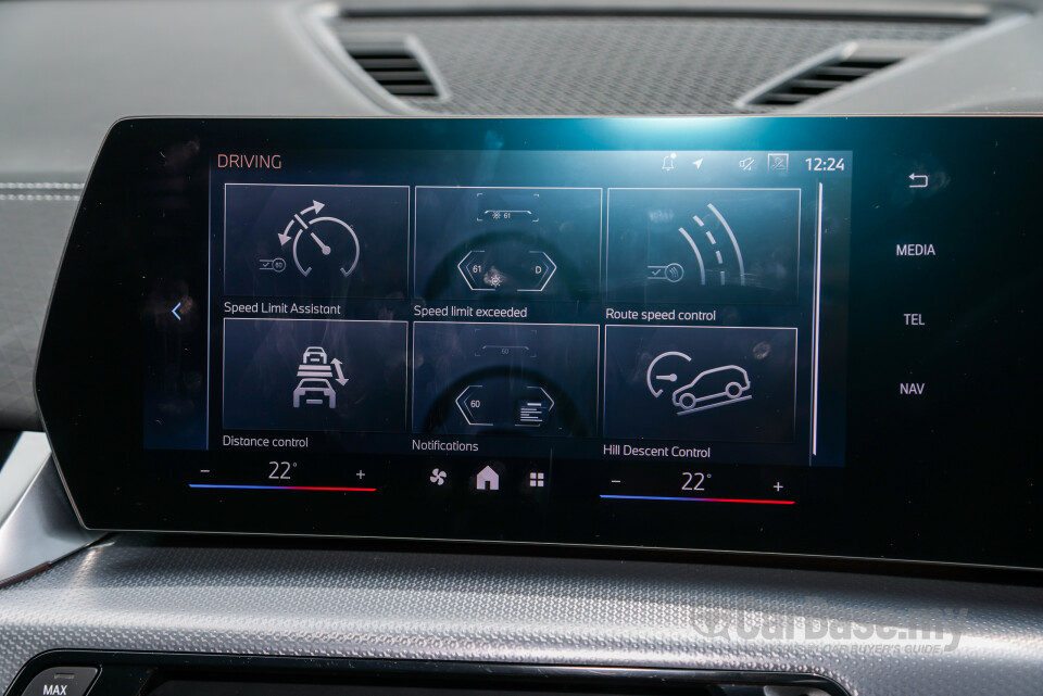 BMW iX2 U10 (2024) Interior
