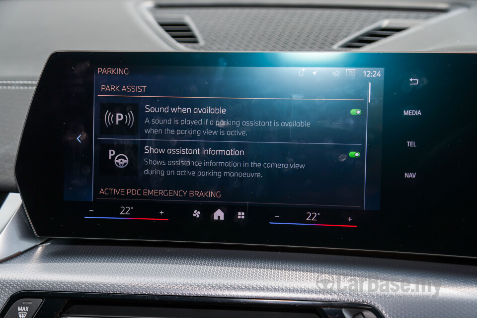 BMW iX2 U10 (2024) Interior
