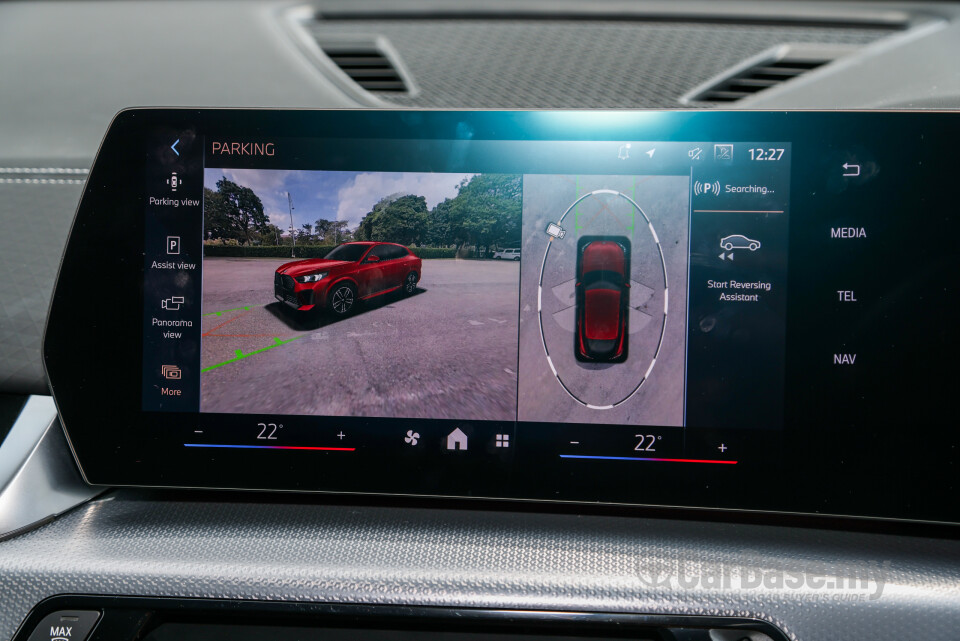 BMW iX2 U10 (2024) Interior