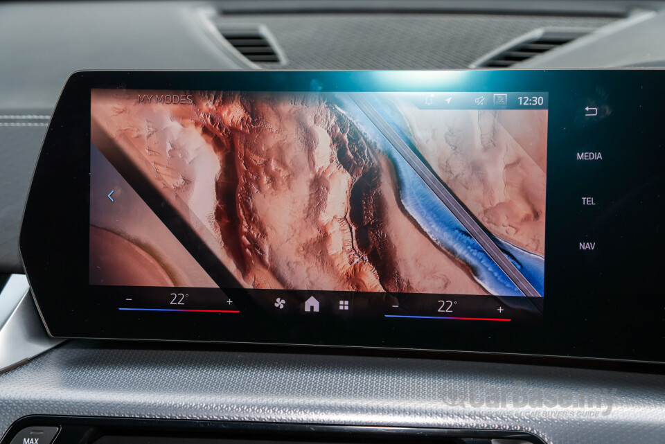BMW iX2 U10 (2024) Interior