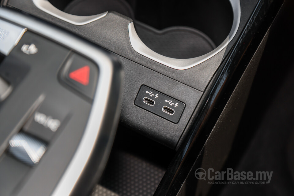 BMW iX2 U10 (2024) Interior