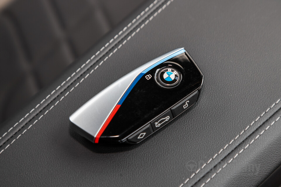 BMW iX2 U10 (2024) Interior