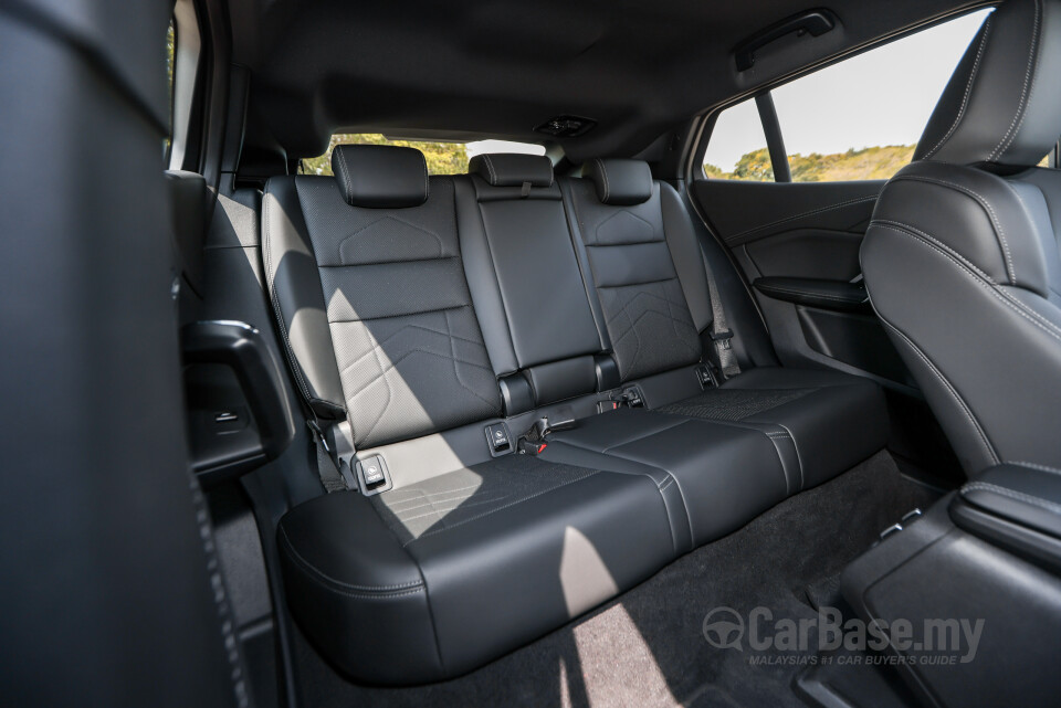 BMW iX2 U10 (2024) Interior