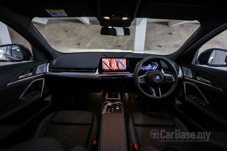 BMW iX2 U10 (2024) Interior