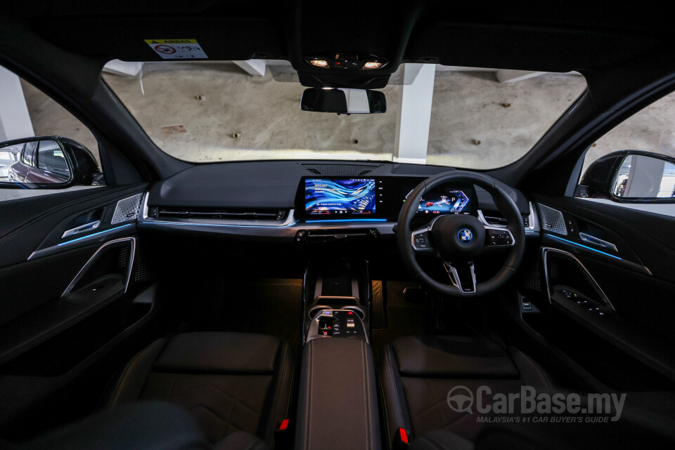 BMW iX2 U10 (2024) Interior