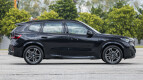 BMW iX1 L Exterior photo