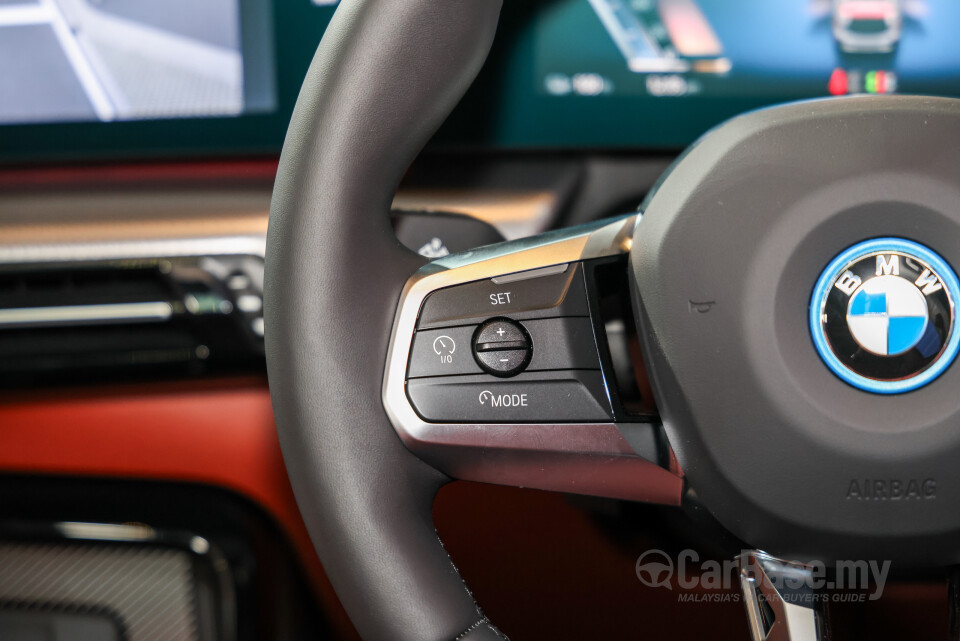 BMW iX1 L U12 (2026) Interior
