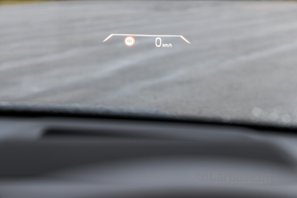 BMW iX1 L U12 (2026) Interior