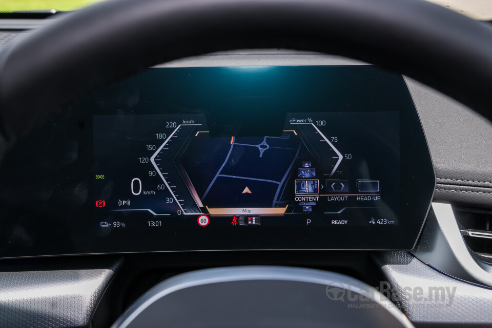 BMW iX1 L U12 (2026) Interior