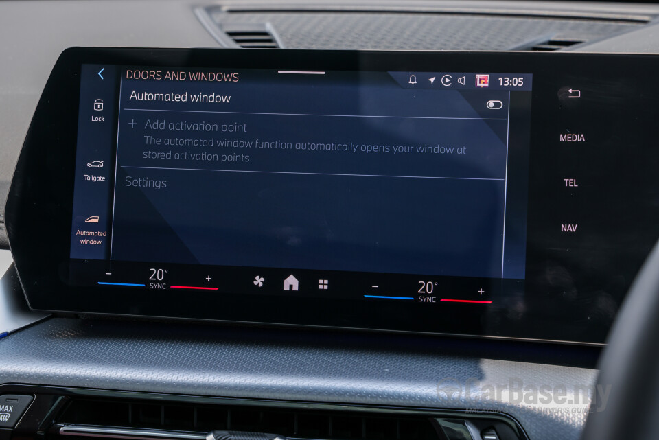 BMW iX1 L U12 (2026) Interior