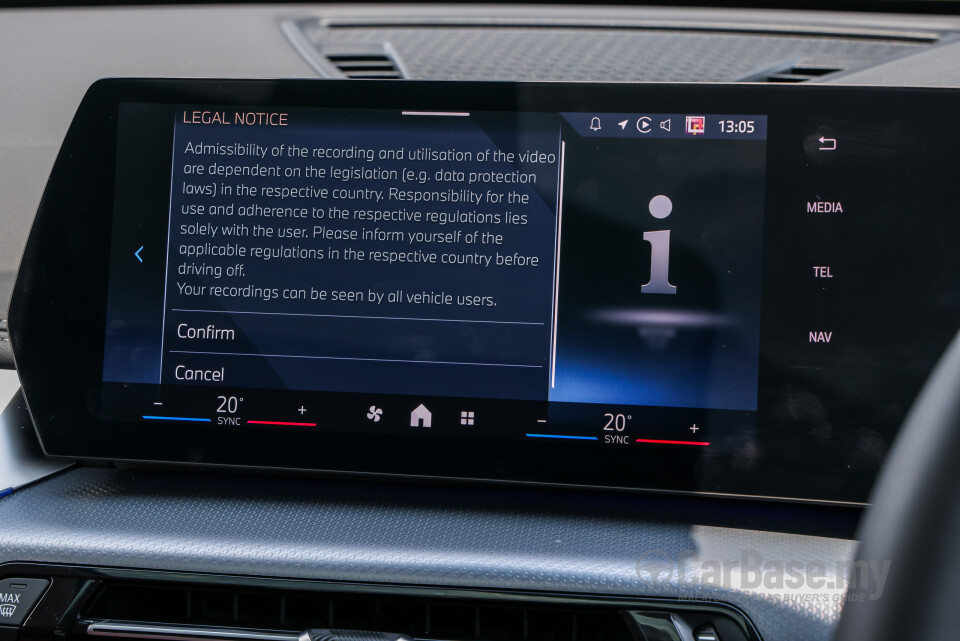 BMW iX1 L U12 (2026) Interior